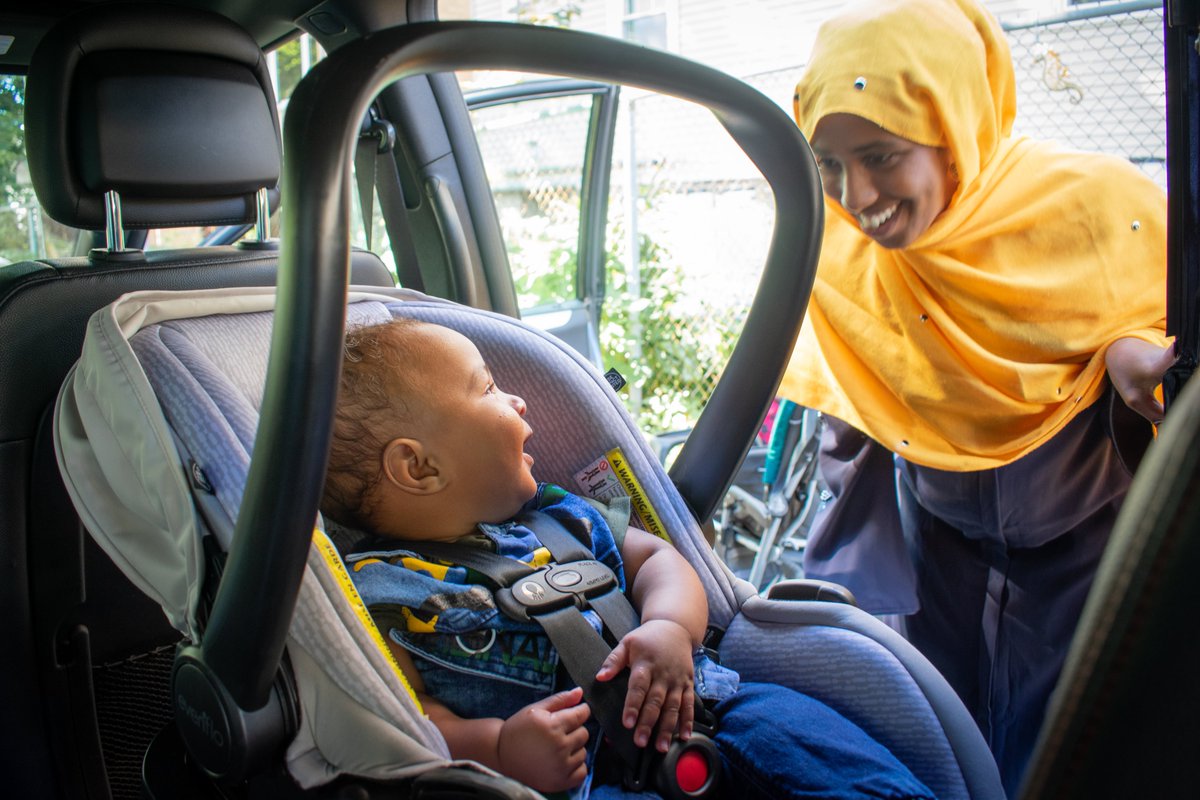Is your child in the right car seat? This #SafeKidsWeek, <a href="/ParachuteCanada/">Parachute</a> is raising awareness about using the right car seat for your child. It's an important topic! A Canadian roadside study found that:

➡️ 99% of kids were buckled, but 73% of car seats were used or installed