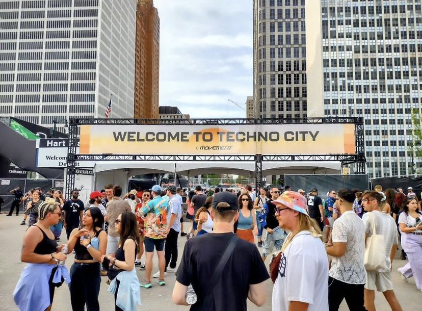 rvlaluna's tweet photo. #hartplaza #Detroit #Movement2023 #demf #downtowndetroit #detroitriver #MemorialDayWeekend2023 #mdw #MemorialDayWeekend #MDW2023 #PureMichigan https://t.co/d5k2qO67gP