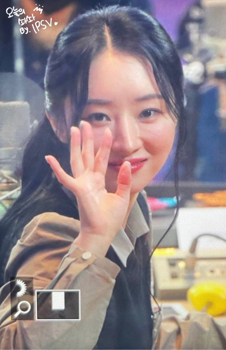 230529 #드림캐쳐 #수아 #김보라 #DREAMCATCHER #SUA 프리뷰

i don’t need no light to see you shine. ✨