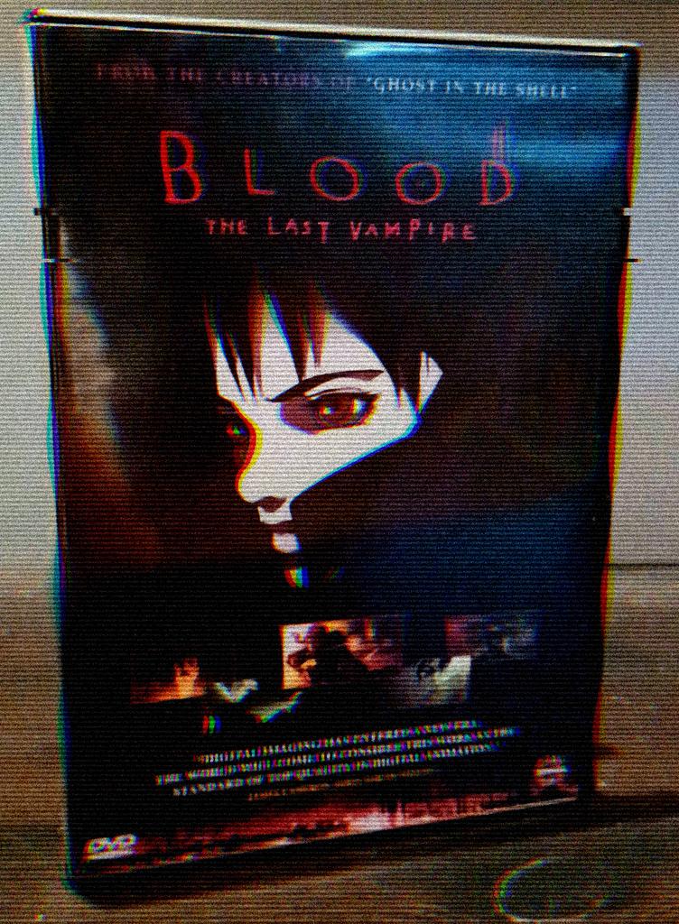 DiormVM's tweet image. Un court film avec une vampire qui combat des démons à une école publique. Me rapelle Buffy contre les vampires, mais en plus violent. Il semble y avoir des suites ou des versions alternatives à cette histoire. Juste mettre la main sur une version blu ray était trop chère.
#anime