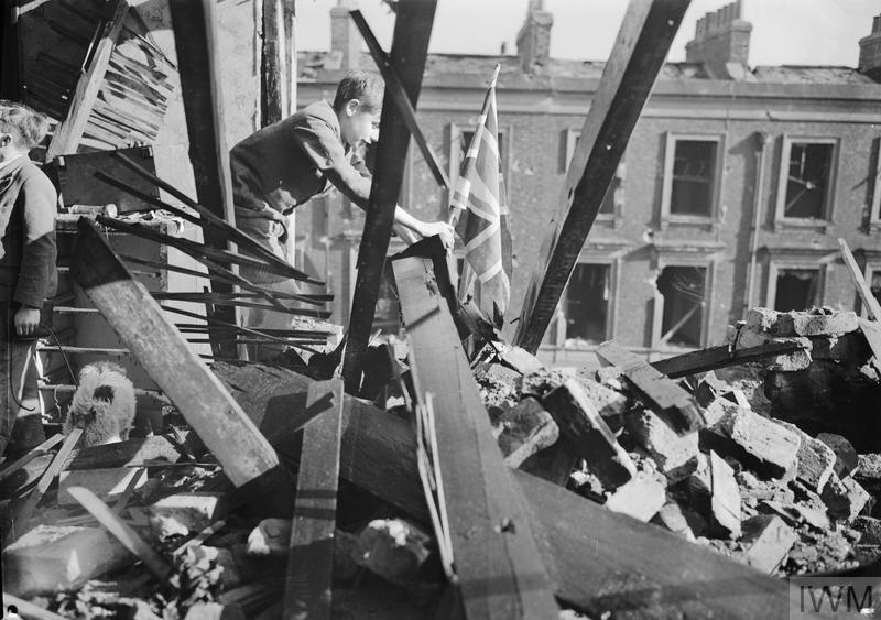 RodneyMarshall1's tweet photo. Roger Moore: "May 1941. As we approached the centre of London we saw nothing but rows of terraced houses with four or five missing from the row, and empty burnt-out warehouses with their glassless windows staring unseeingly as blind men at our passing train." (My Word is My Bond) https://t.co/9YInzzE1Ip