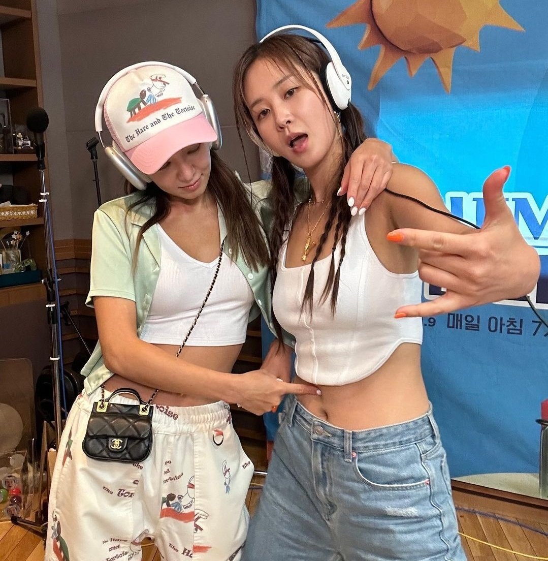 Hyoyeon tweet media