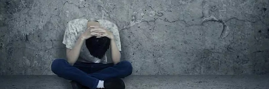 ciencias_chile's tweet photo. 🔊Investigadora @autonomadechile adjudicó fondos para desarrollar un sistema de #InteligenciaArtificial  artificial que permita detectar parámetros acústicos vinculados con mayor riesgo suicida en adolescentes https://t.co/OYUMkkWMIo https://t.co/NnMP8TXqGF