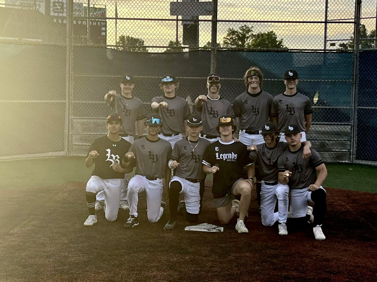 Cincy_Legends's tweet photo. 15u Scout are 16u Marucci Wood Bat Champs! @LegendsNatl26 https://t.co/Tq4uPUj5ol