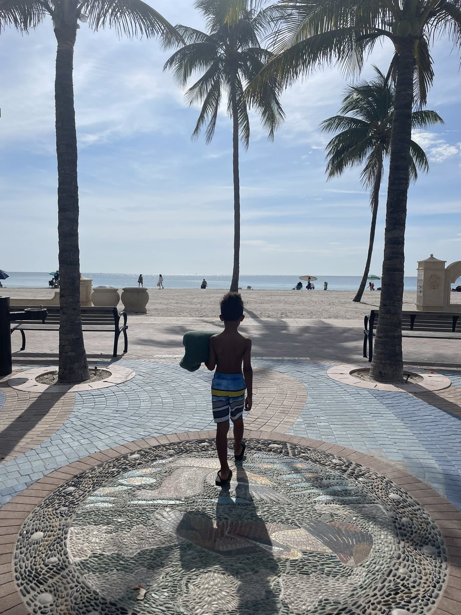 melodicphases's tweet photo. If ever there were a time to be thankful, it is right the fuck now let me tell you. Get up. Jump up if you’re able to. Take a moment to just be. Then another few to be ….grateful. 

Hallelujah amen, let me tell you again I AM BLESSED . 

#blessed #saltlife #cutekids https://t.co/CAxQjKOa5i