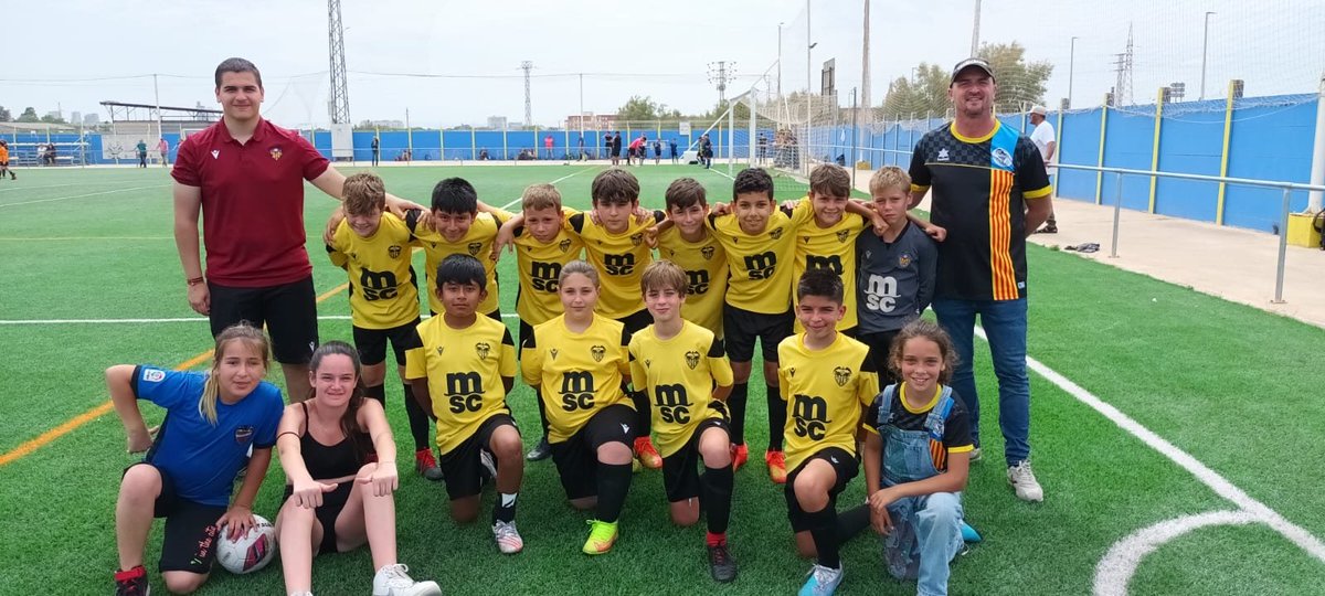 CD Atlético Nazaret tweet media