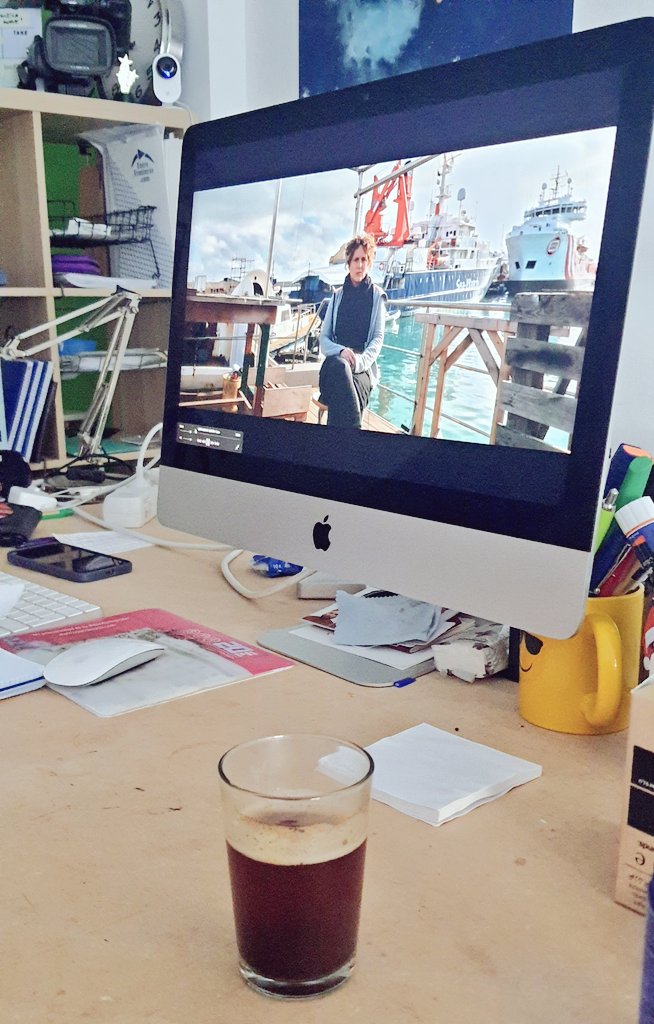 ruthdefrutos's tweet photo. 🎬 Larga vida a #DefensorasEnElLaberinto, una investigación periodística
que denuncia la criminalización de personas defensoras en la Unión Europea a través de las historias de @HelenaMaleno (@walkingborders), Anouk Van Gestel y Katrin Schmidt (@IuventaCrew) https://t.co/lBX43lqfQ0