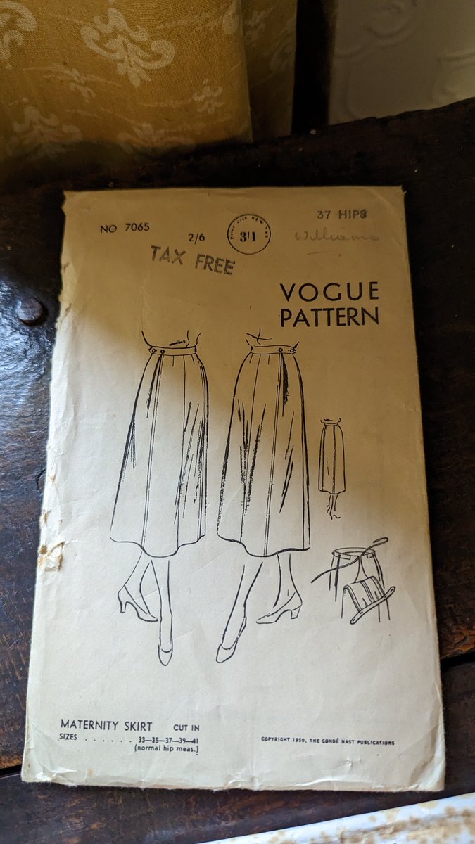 chemstuff's tweet image. Clearing my grandmothers house and coming across these old clothing patterns (possibly from the 40s onwards). Does anyone know if they might be useful? We'd love to see them used???
@V_and_A @doc_kristy