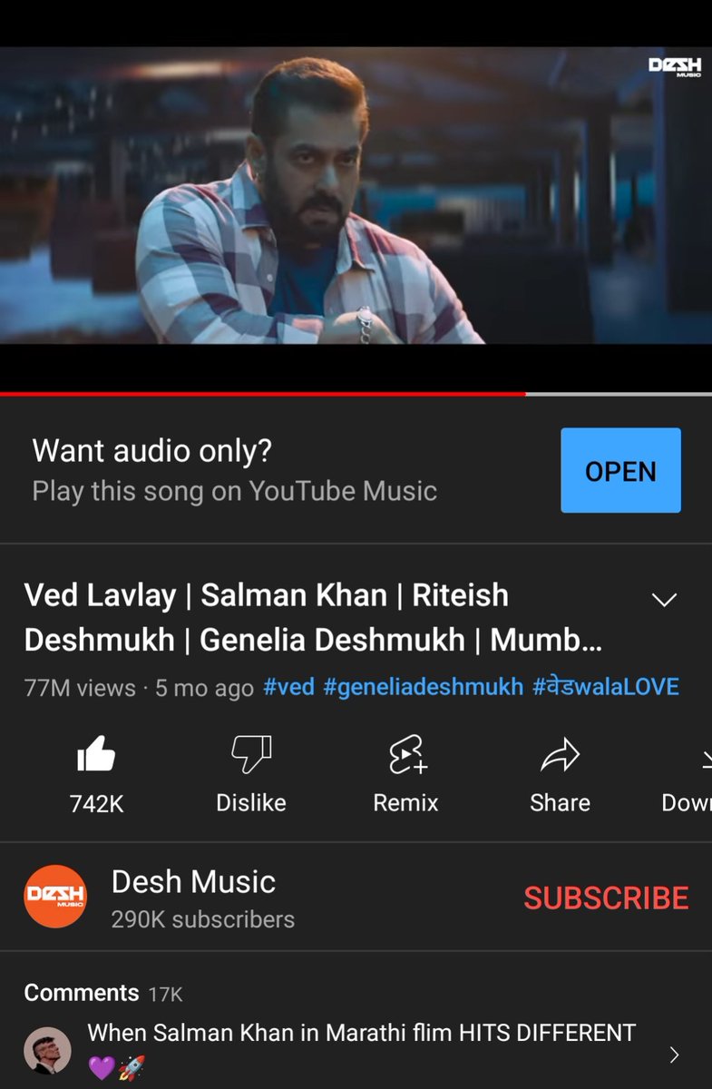 BeingMaanoos's tweet photo. Ott version of Marathi film #Ved ha s #SalmanKhan song placed in film after walkman scene. It also has Hindi version of full film with hindi songs.
In theatre the @BeingSalmanKhan #vedlavlay song was in end credits. Now on ott they have placed it in screenplay of film वेड https://t.co/jYgMkxjDmD