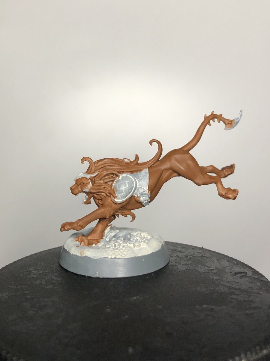 FancyKelvin's tweet photo. Started on this little lion, I’m sure his name is Lighaen. Just a slow start on him today.
#aos #warhammercommunity
#gamesworkshop #ageofsigmar #wip #warhammerwip #hobbypainter #paintingwarhammer #miniaturepainting 
#sylvaneth #kurnoth #skaethswildhunt #kurnothi https://t.co/wjmKywhlEB
