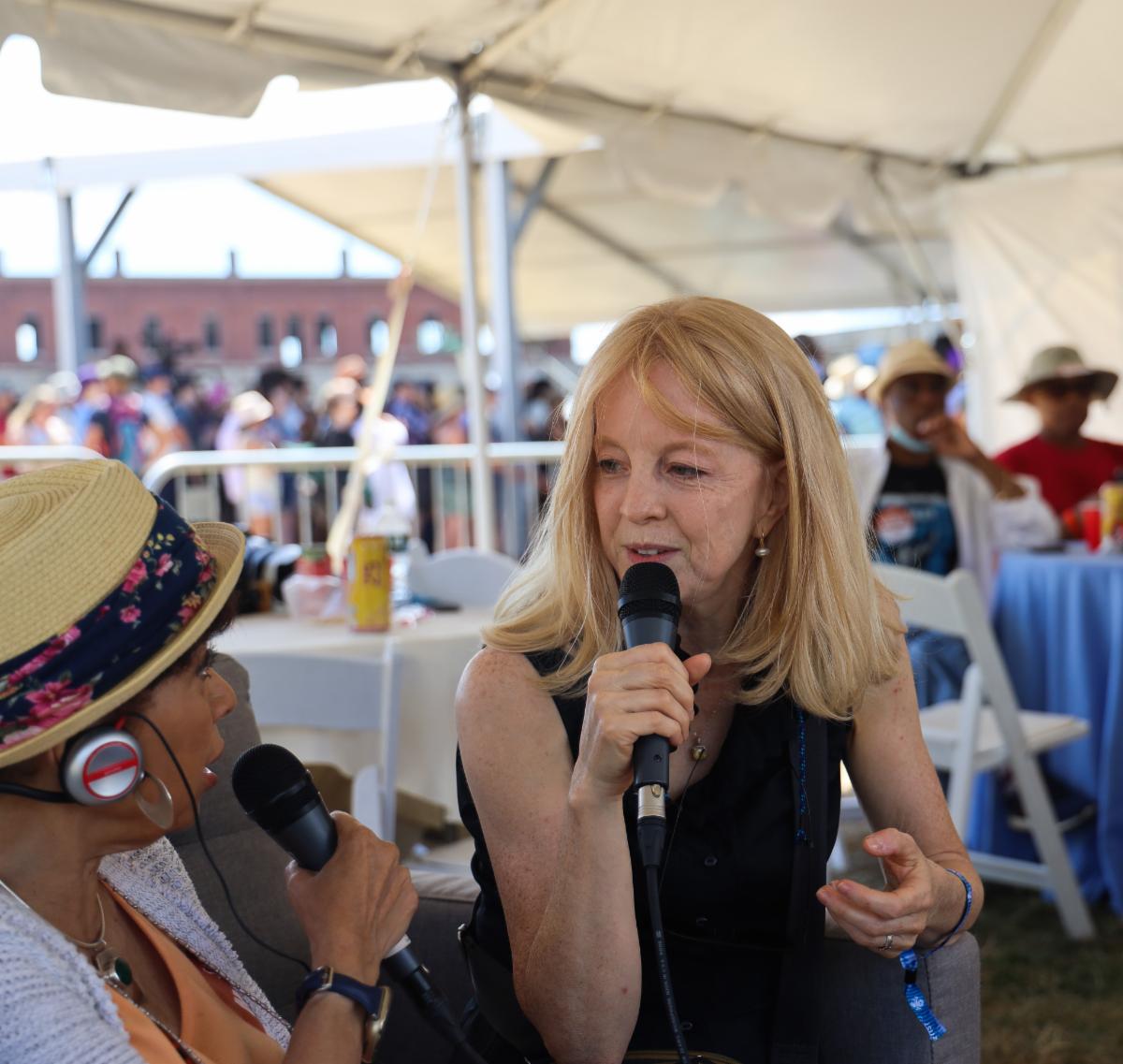 There's still time to listen our interview with Maria Schneider. joanwatsonjones.com/the-jazz-room.
conta.cc/427tpeR