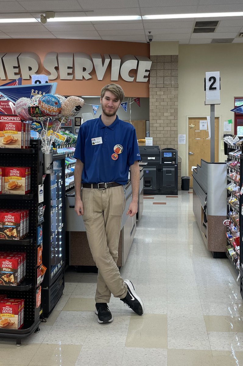 RaintreePC's tweet image. Let's help Aiden celebrate his birthday today! 

Aiden is one of the best. He cashiers, works our self-checkout, and fills in as a day clerk as needed. He always arrives with a great, fun attitude ready to work!

Happy birthday, Aiden! We hope it's a great one🎂
