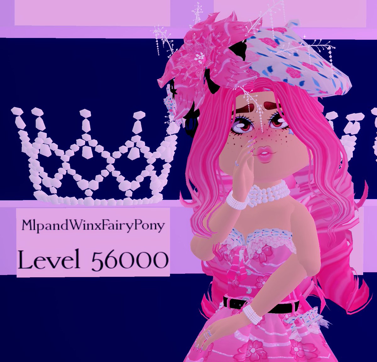 I hit level 56000 in #RoyaleHigh!🌸💙