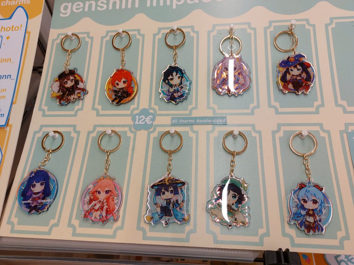 miikichu's tweet photo. I need help🥺
does anyone know this artist? they were at the #mmcberlin today and i would love to buy more keychains in the future !! https://t.co/Pax74vWOW9