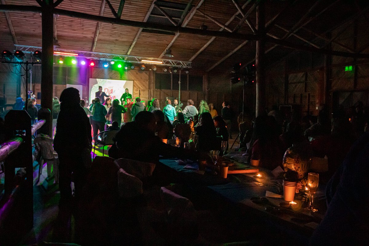 Alegre celebración del día de la Madre en Hualpin Gracias por la cálida velada a todas las madres que participaron, cantaron y rieron con los artistas invitados
<a href="/bsantosalcalde/">Baldomero Santos</a>