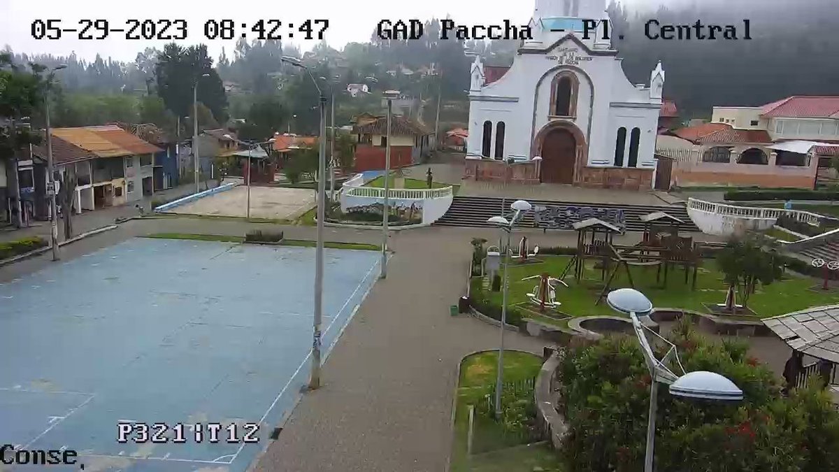 CSC_CUENCA's tweet image. #FelizLunes
Desde la sala de Monitoreo del #CSC, a través de nuestros sistemas de video vigilancia ubicados en diferentes espacios públicos como parques, plazas y orillas de ríos alertamos incidencias para precautelar tu seguridad y la de los tuyos. 
@czamoramatute
@cuevavpablo