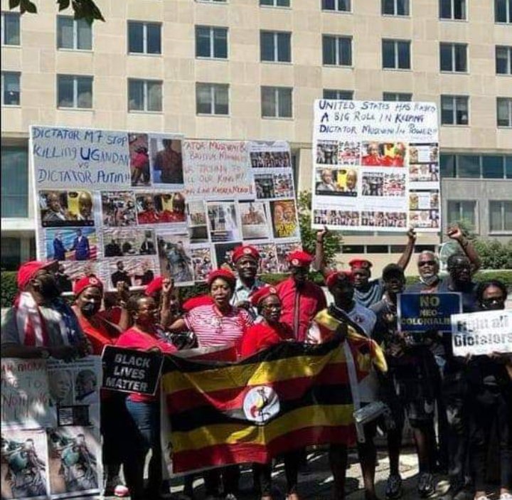 Louise94622028's tweet photo. WHAT ABOUT HUMAN RIGHTS VIOLATIONS? @USAGov @SecBlinken @POTUS @StateDRL @SenateForeign WHY IS ONLY ONE HUMAN RIGHT POPPING OUT WHAT ABOUT THESE OTHER'S? ARE THEY NOT IMPORTANT AS WELL? #SAVEUganda #Ugandaisbleeding #Stopfundingaltogether it is supporting people being killed. https://t.co/BDPylqkiU1