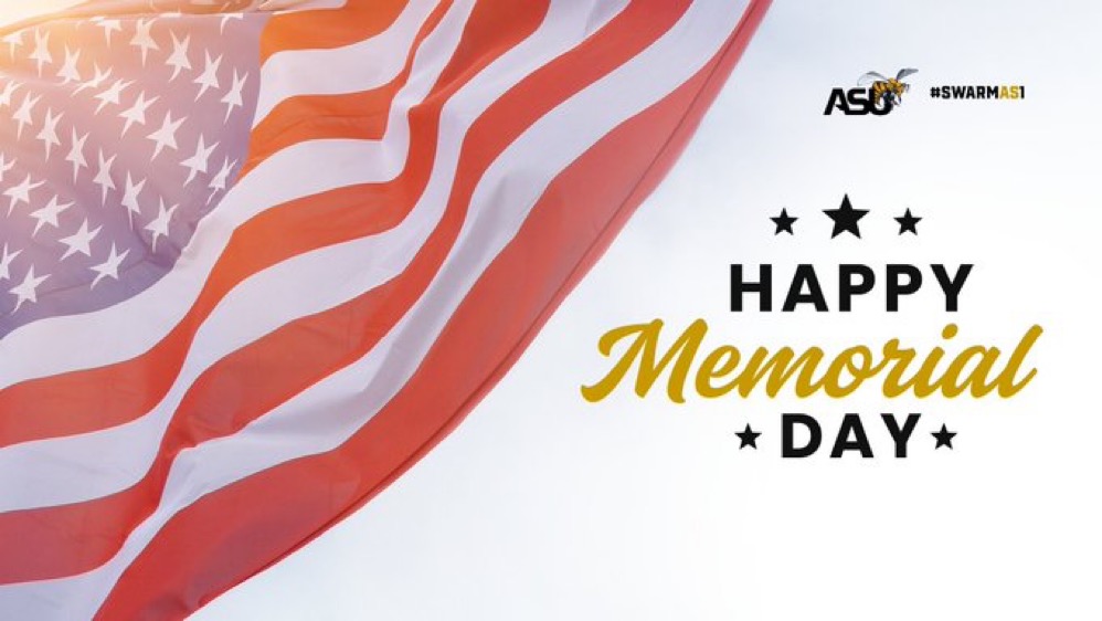 BamaStateFB's tweet photo. Honoring our nation's heroes who made the ultimate sacrifice 🇺🇸 https://t.co/pUwfQbOB4b