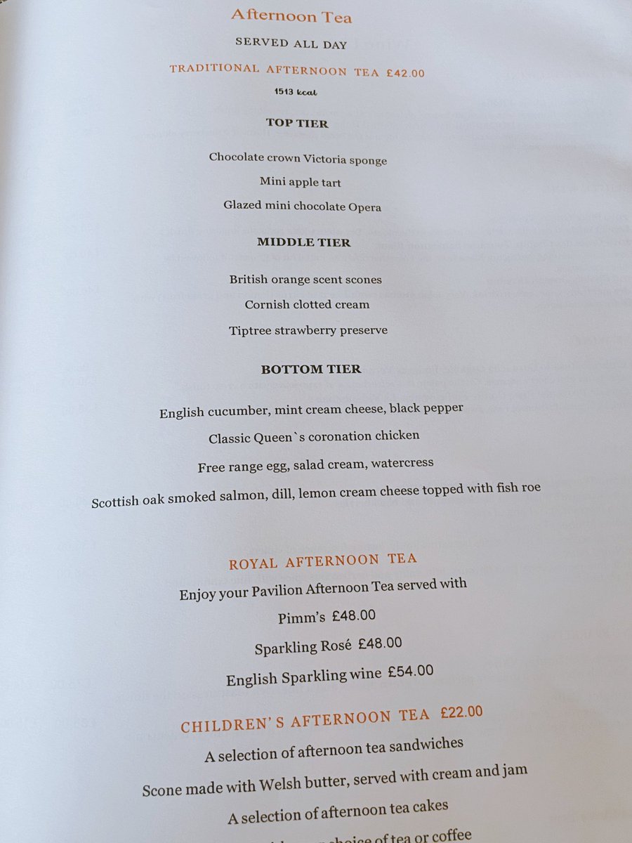 #London
🇬🇧 £25 per person High value English afternoon tea in the Royal Garden