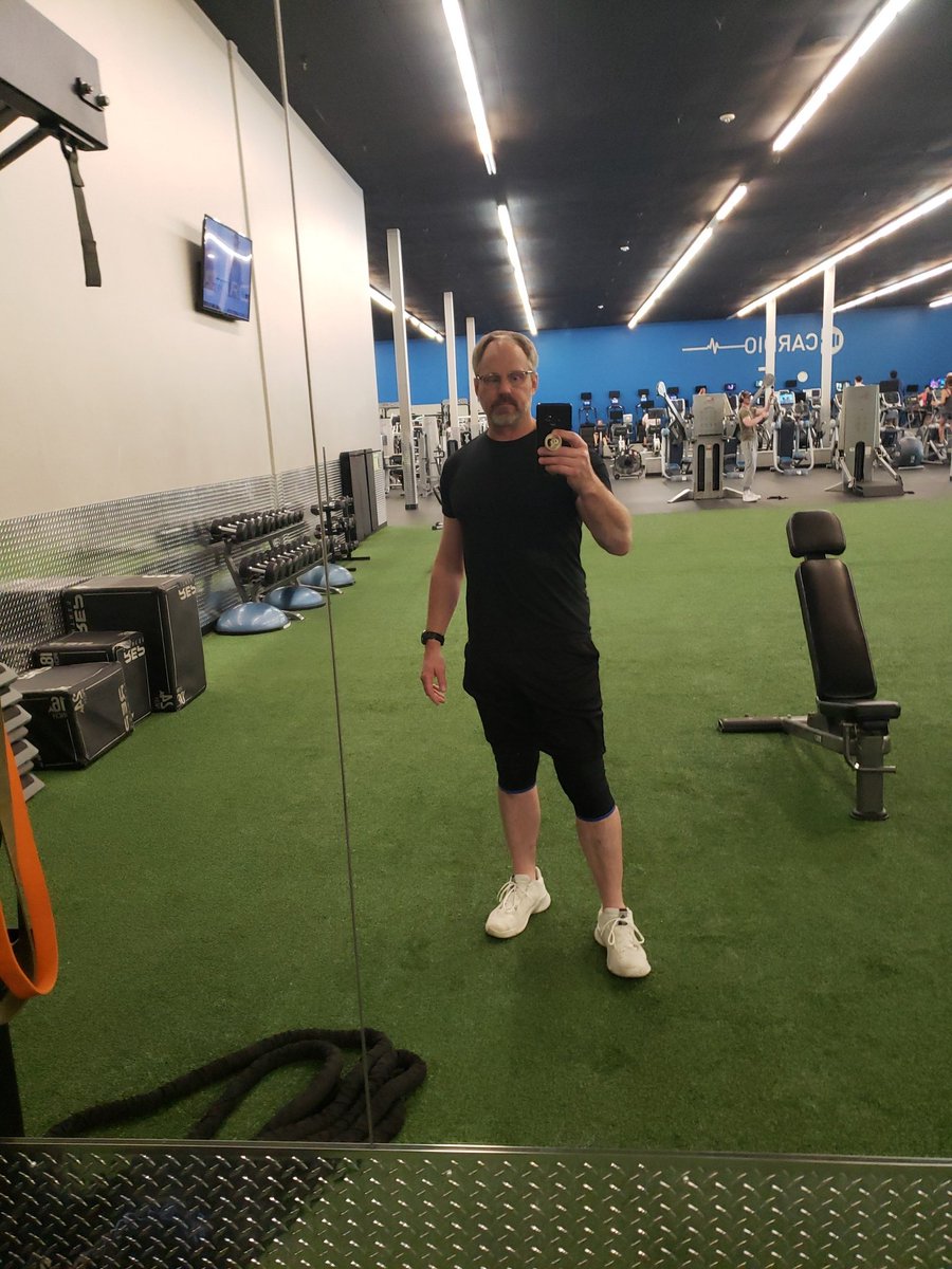 WakerWaker333's tweet photo. Gotta get it in! https://t.co/xhzYPi3WBv