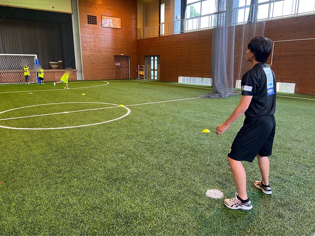 astro_tomobe's tweet photo. ☆今日のできた！
茨城アストロプラネッツの永井稜大選手@nagaryo_cap_79 の野球教室。
今日はこれまでの総仕上げ。シャトルラン、キャッチボール、ノック、バッティングを楽しみました。
野球教室の継続で、球技が苦手な子も楽しく野球ができるようになりました。
みんな野球を楽しく上達できた！ https://t.co/3pGLzOEZJi