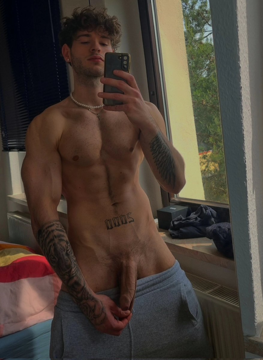 StlMaurice's tweet photo. 70k❤️ 

https://t.co/LOkWNIHtdm for more 🥵 https://t.co/Q97Nk5Ic4u