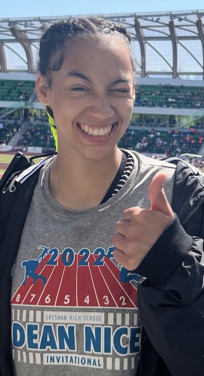 North Salem star hurdler Jackie Bier brought home another state medal for the Viks! 🥉 In 2021 she was 12th in 5A as a freshman. 2022, 4th in 5A. 2023, 3rd in the 6A high hurdles!!! Amazing job, Jackie!!! 🔥 Go Viks!!!