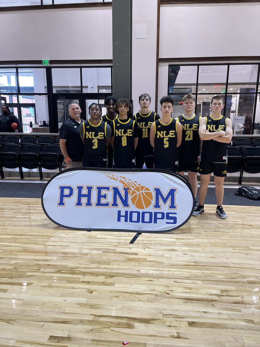 JohnsonTreLin1's tweet image. finished 3-2 great weekend with the team…back at it in july💯 June ball here i come @NextLvlElite_SC @GreerBasketball