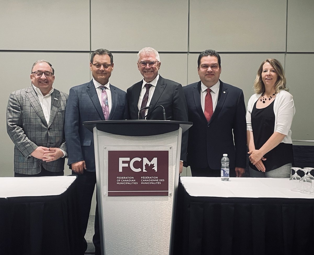 AMMManitoba's tweet photo. Congratulations to #Manitoba's newly elected @FCM_online representatives!

✅Councillor Joe Masi, @CityofPortage
✅Councillor Laurent Tétrault, RM of La Broquerie
✅Councillor @marvinplett, @Cityofwinkler
✅Councilor @jbrowaty, @cityofwinnipeg

#cdnpoli #mbpoli #wpgpoli https://t.co/QRC8CrY7Nk