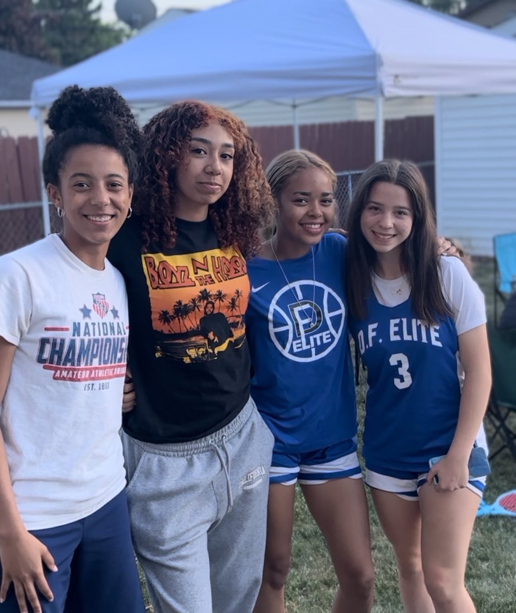 Dannie Graise (@graisedannie) on Twitter photo 3 different Programs & still finding the time to break ๐ & talk ๐๐
Left โก๏ธRight
<a href="/galica_amiyah/">Amiyah Galica</a> โก๏ธ <a href="/WisconsinLakers/">Wisconsin Lakers</a>
<a href="/AlexizGraise/">Alexiz Graise</a> โก๏ธ <a href="/MacIrvinGirls/">Mac Irvin Lady Fire S40</a>
<a href="/ap_baller01/">Aniyah Price</a> โก๏ธ <a href="/DFelitewbb/">D.F. Elitewbb</a>
<a href="/_Jenna28/">Jenna Quirk</a> โก๏ธ<a href="/DFelitewbb/">D.F. Elitewbb</a> 3 different Programs & still finding the time to break ๐ & talk ๐๐
Left โก๏ธRight
<a href="/galica_amiyah/">Amiyah Galica</a> โก๏ธ <a href="/WisconsinLakers/">Wisconsin Lakers</a>
<a href="/AlexizGraise/">Alexiz Graise</a> โก๏ธ <a href="/MacIrvinGirls/">Mac Irvin Lady Fire S40</a>
<a href="/ap_baller01/">Aniyah Price</a> โก๏ธ <a href="/DFelitewbb/">D.F. Elitewbb</a>
<a href="/_Jenna28/">Jenna Quirk</a> โก๏ธ<a href="/DFelitewbb/">D.F. Elitewbb</a>