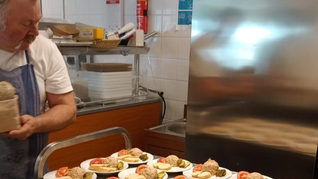 Careyn Welzijn Rozenburg zoekt wegens succes een kok -  rodi.nl/rozenburg/l/34…