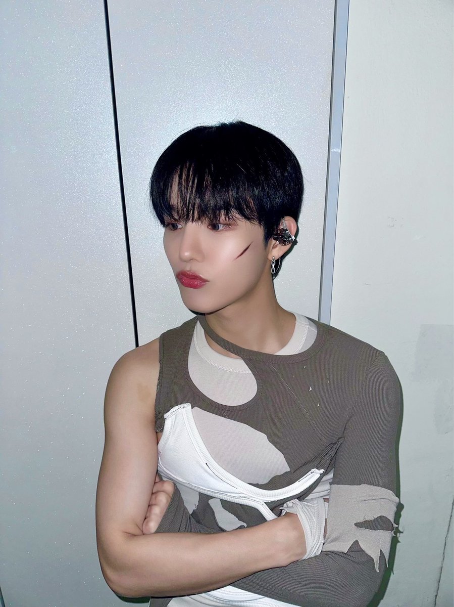 CIX_twt's tweet photo. 다치지 말고 행복한 추억 만들자 우리 화이팅

#CIX #FIX #승훈 #김승훈 #내편들 #내뽀뽀들 #KIMSEUNGHUN #SEUNGHUN #スンフン https://t.co/ywpCo3sFwy