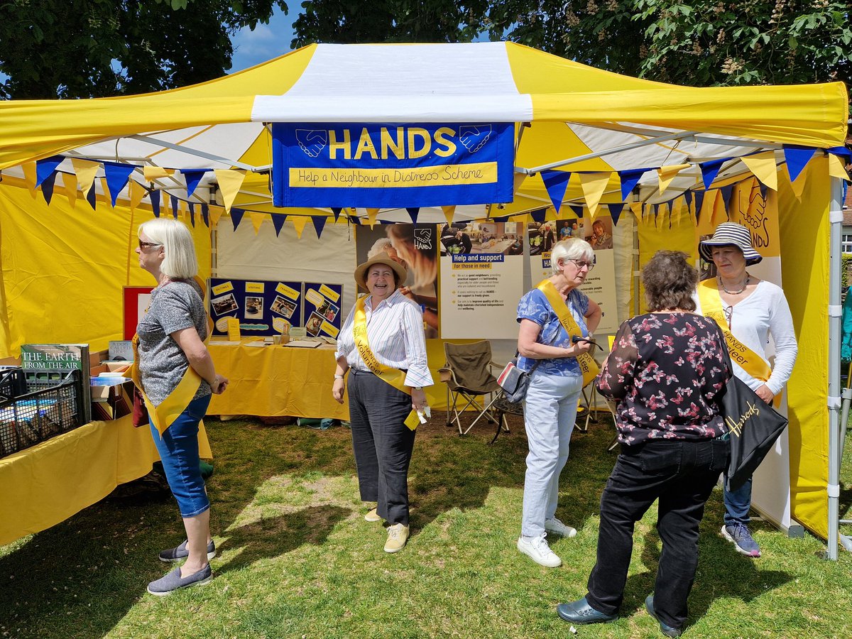 Some of the great local charities that had stalls at the Twickenham Green Rotary Fair today. All brilliant causes <a href="/SPEARLondon/">SPEAR London</a> <a href="/samaritans/">Samaritans</a> <a href="/freetibetorg/">Free Tibet</a> and HANDS <a href="/twickenhamrota3/">Twickenham Rotary</a> <a href="/twickerati/">twickenham tweets</a> <a href="/TwickenhamNub/">Twickenham Nub News</a>