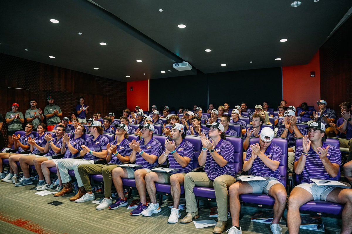 For the 4️⃣5️⃣th time, @clemsonbaseball is in the NCAA Tournament, the 𝟓𝐭𝐡 most all time.🐅

#Clemson