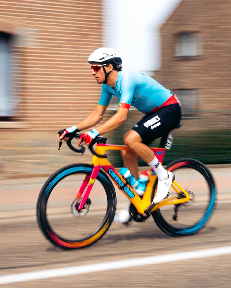 rockets_cycling's tweet photo. Sterk koersweekend van Davide.
𝗭𝗮𝘁𝗲𝗿𝗱𝗮𝗴: vijfde in #GPMarcelKint
𝗠𝗮𝗮𝗻𝗱𝗮𝗴: hardheid gekweekt in de kopgroep
#RVL https://t.co/5bN8ylYgnI