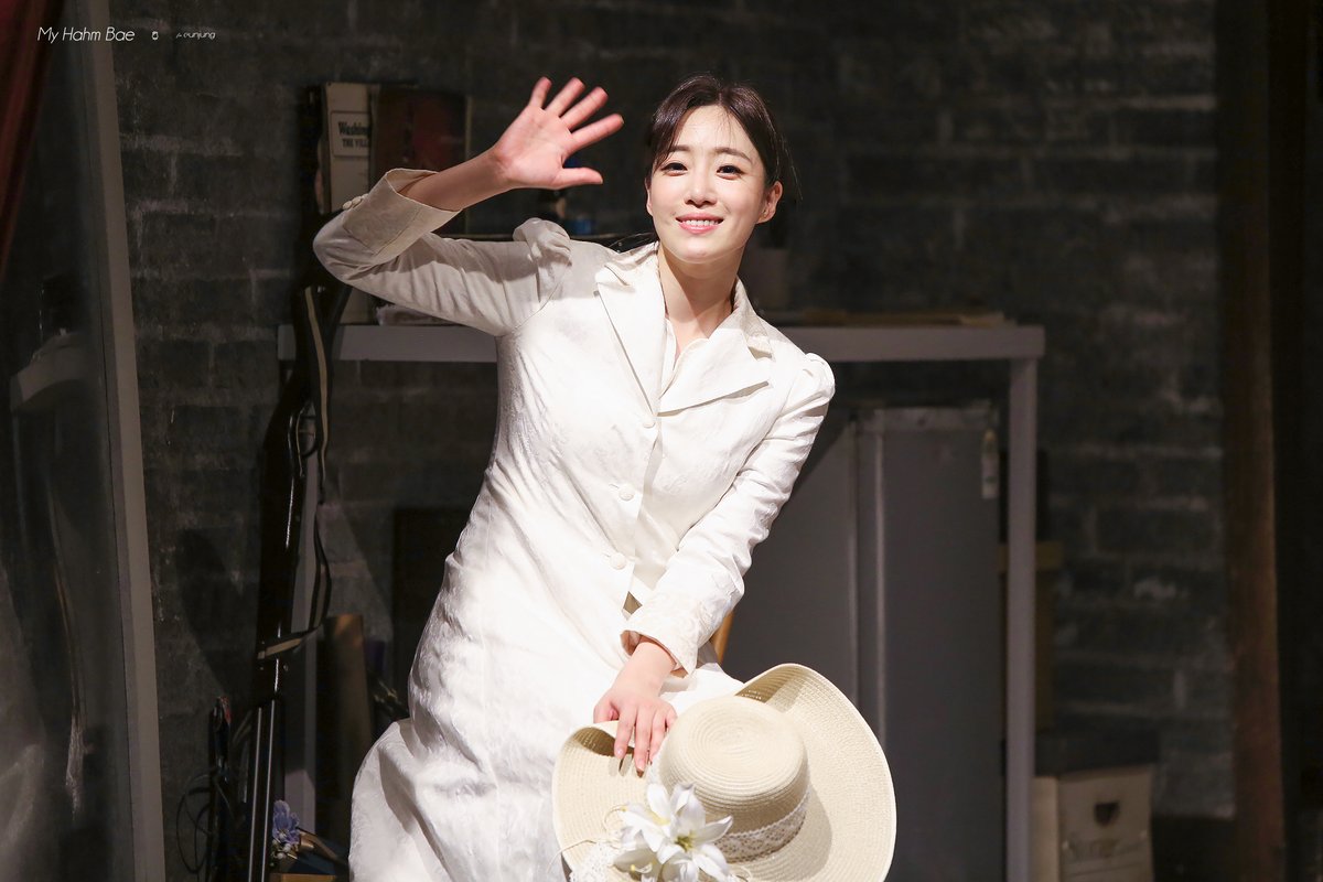 myhahmbae's tweet photo. 230520 💐
#함은정 #은정 #Eunjung
#연극분장실 #분장실 https://t.co/kfxLyujE5k