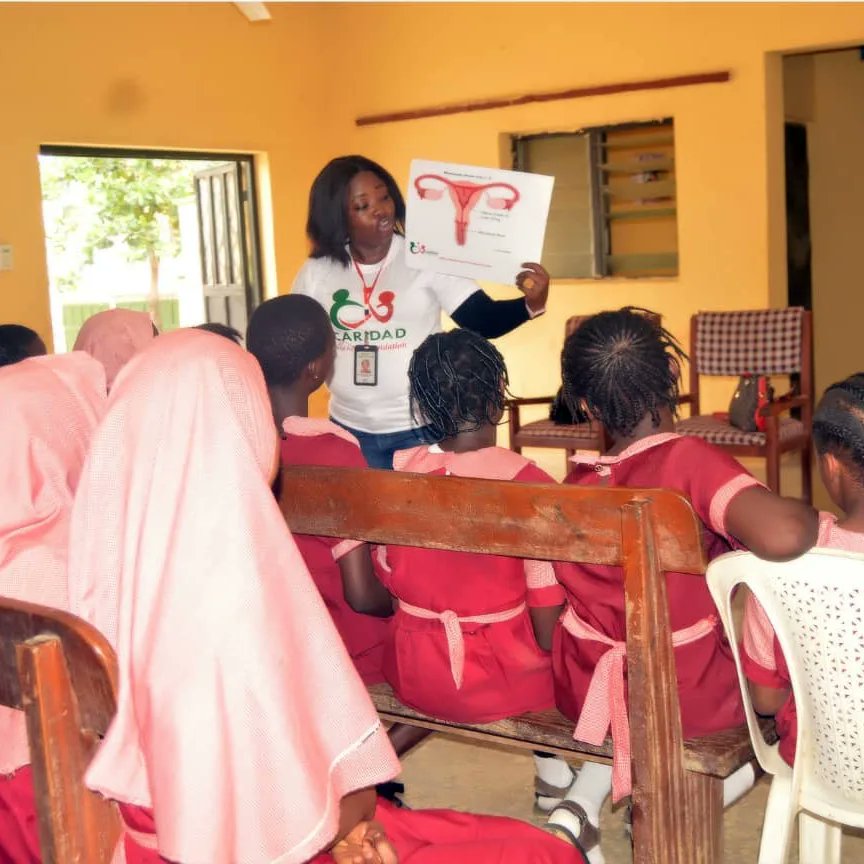 caridad_charity's tweet photo. To commemorate #MHD, 2023 we visited L.E.A Model Science Primary School Garki , FCT-Abuja
We sensitized female pupils on the importance of Menstrual Hygiene, Menstrual Cycle and they were taught how to take care of themselves during and after menstruation.

Pads were distributed https://t.co/fv1lyL5aWH