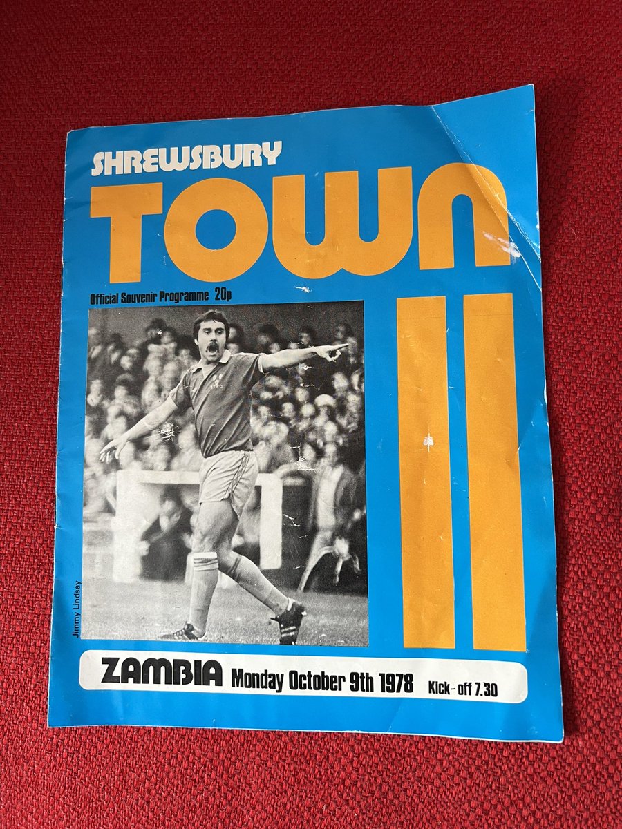 Bobby Charlton played once for @shrewsburytown @Shrewsweb