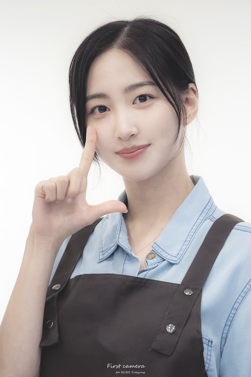 first_cameraa's tweet photo. 230528 카페이벤트
앨리스 유경 HQ

#앨리스 #유경 
#ALICE #YUKYUNG 
@IOK_ALICE

Like a fairy🧚 https://t.co/zGcQmHV3ud