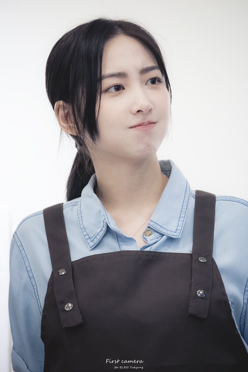 first_cameraa's tweet photo. 230528 카페이벤트
앨리스 유경 HQ

#앨리스 #유경 
#ALICE #YUKYUNG 
@IOK_ALICE

Like a fairy🧚 https://t.co/zGcQmHV3ud