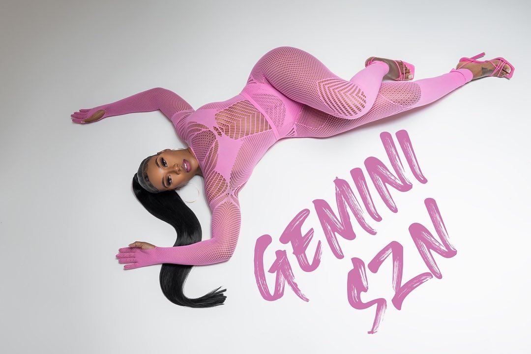 _KiaraP_'s tweet photo. My Day , My Way ♊️💕🥳
I’m a Gemini baby we everything x2 https://t.co/P7BHzbPgO8