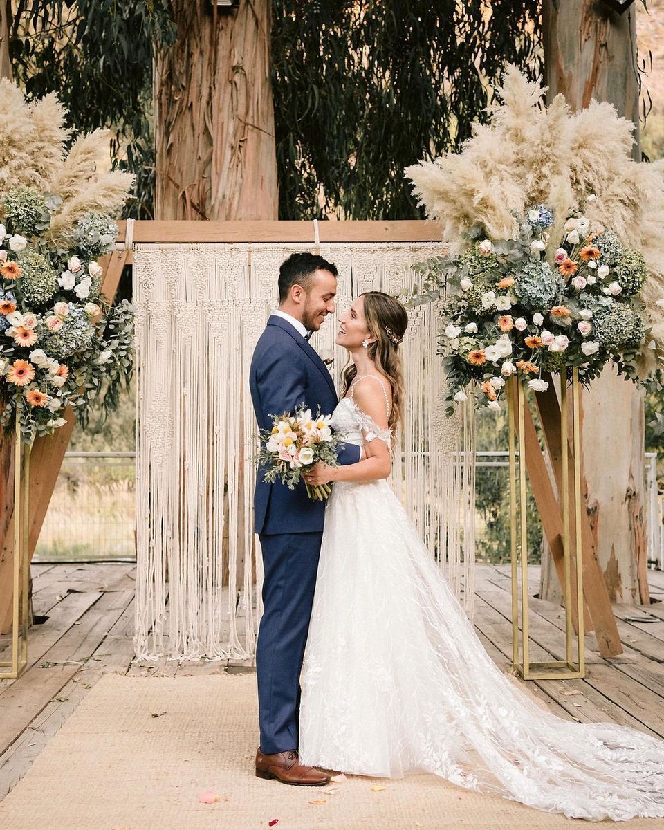 SanCasona's tweet photo. GRACIAS ! @M_IGNACASB por tus palabras 💓Dia mas lindo y feliz de la vida!💓

Visitanos y enamorate de CASONA SAN JOSE!

#casonasanjose #yomecasoencasonasanjose #novias #bodasdeensueño #wedding #bodas #matrimonios #lugaresunicos #enamorate #matrimoniosmagicos https://t.co/1CEkiGwmpp