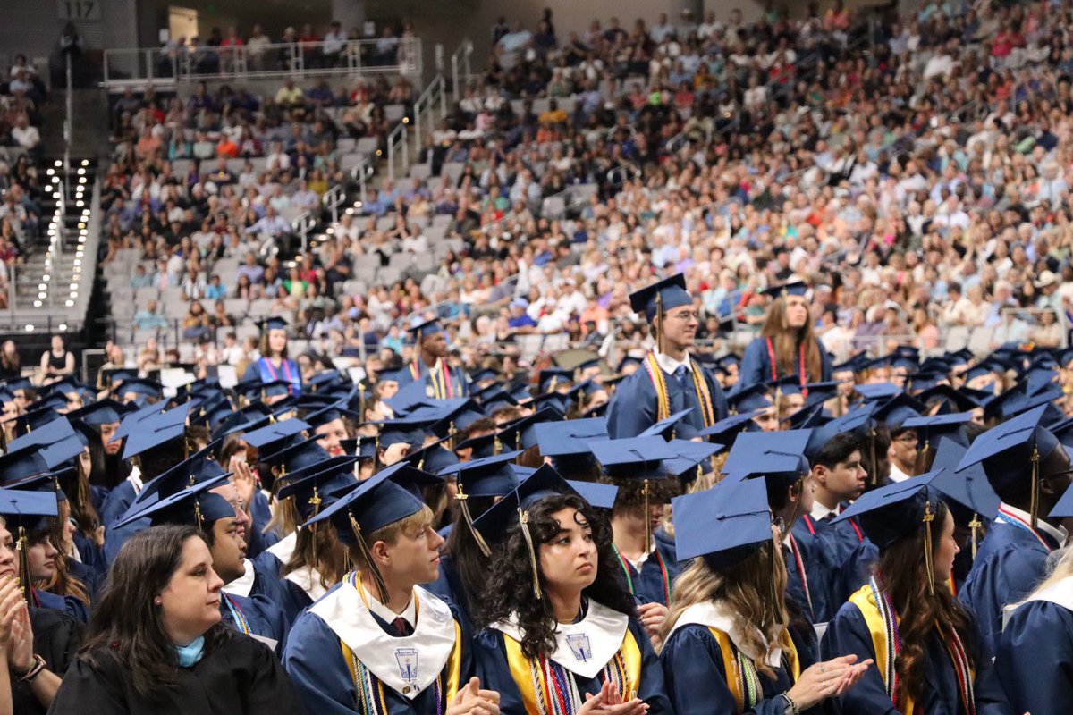 KellerISD's tweet photo. First Graduation of the day is in the books. Congratulations to the @KHSIndianNation Class of 2023! #KISDGrad23 #CelebrateKISD https://t.co/Jn5cXBQUY3