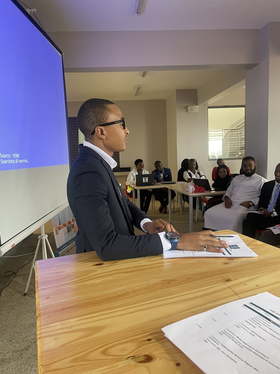 FarahJr002's tweet photo. The @PamojaForum held a Power Talk session on self Development, #mentalhealth n Psychosocial Support bringing  2gether experts in the respective fields n CBO leaders. Yours Truly was called to Moderate/ Mc . 
Another 1 in the bag #alhamdulillah .
When is your next Gig? Call me🤙 https://t.co/0n9gFwUVYH