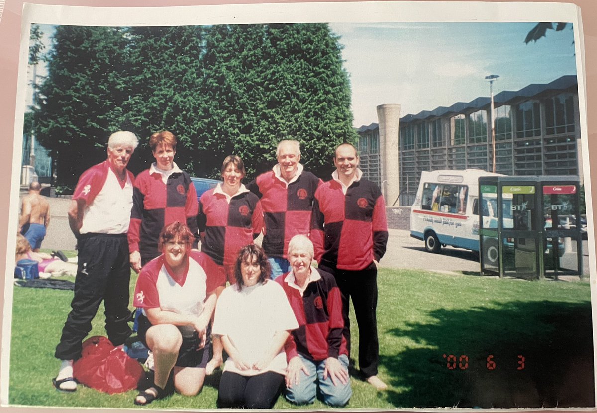 A blast from the very distant past when I used to compete at Ponds Forge and Crystal Palace myself when I was a Master swimmer at Sevenoaks SC - those were the days - it was around 1996 as it was the World Masters Swimming Championships at Ponds Forge