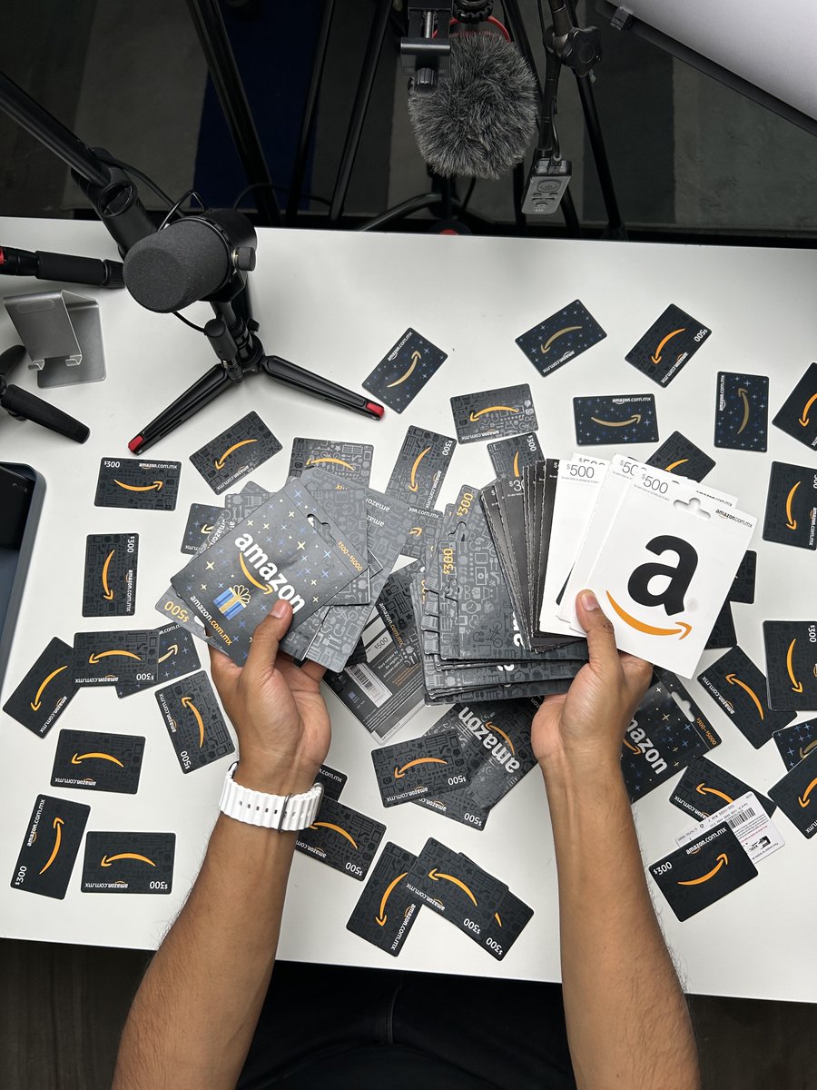 Carlos_Vassan's tweet photo. Llegó el 🔥Hot Sale🔥¿Listos? les voy a estar regalando tarjetas de Amazon desde $300 hasta $500 MXN, solo tienen que estar atentos por el grupo de telegram y en todas mis redes😎
Dale RT 🔃para empezar a participar 
Únete acá: https://t.co/RjSm3onJq6
#VassanHotSale #HotSale https://t.co/nu2w2zHvTf