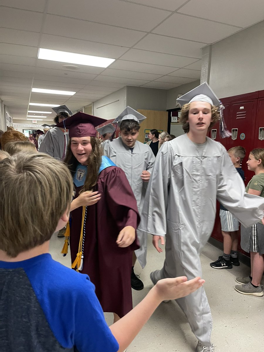 McMaster's R-OX Stars tweet media