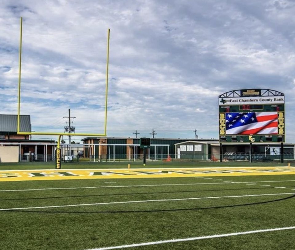 ECBucsProgram's tweet photo. Land of the FREE because of the BRAVE. We are forever thankful to those who have served.
#RememberAndHonor https://t.co/OxhQHD7xYY