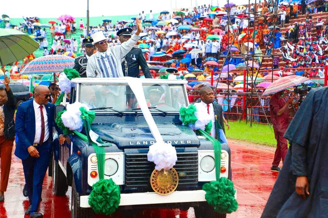 berebaishmael's tweet photo. Rivers State witnessed a smooth transition of power from @GovWike to his able successor Governor @SimFubaraKSC on May 29, 2023 #InaugurationDay at Yakubu Gowon Stadium, Port Harcourt.

#GovSim #Succession #Ukraine

Buhari | Karma | Shege | The End | Pastors https://t.co/Y6rfN0Sf6z