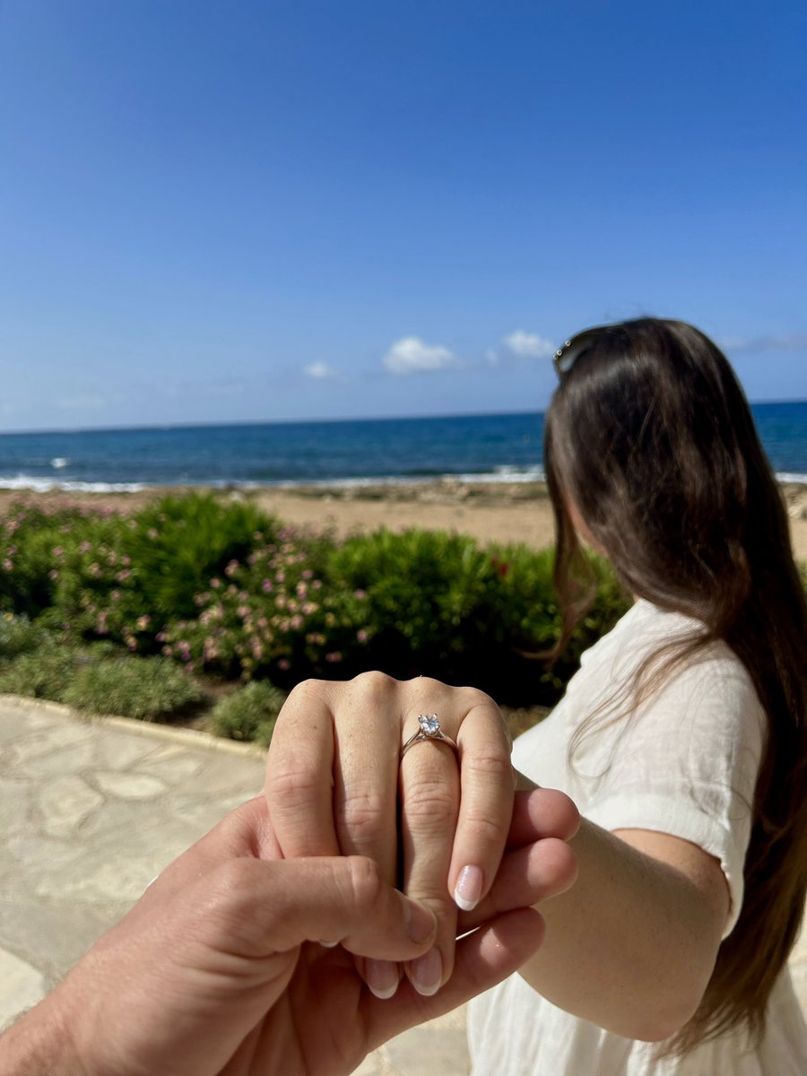 Miss Weaver PE tweet media